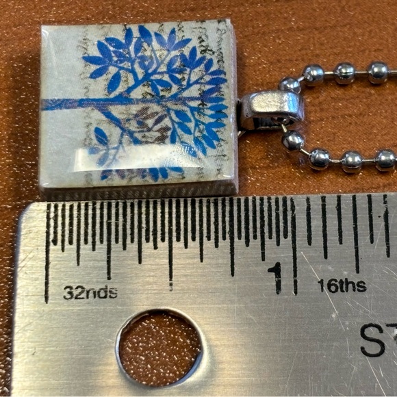 Scrabble Tile Necklace with 24” Ball Chain, NWOT - Picture 5 of 5